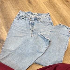 Abercrombie & Fitch dad high rise Jean size 27(4) L